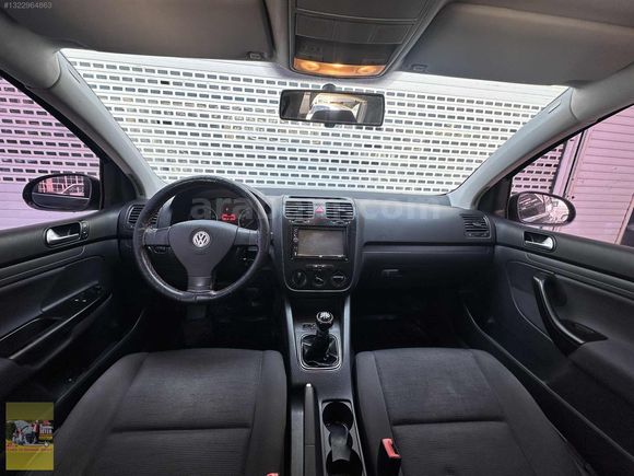 KOZCUOĞLU'NDAN 2006 VW GOLF 1.4 COMFORTLİNE