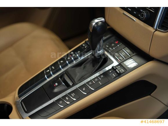 LACİVERT PORSCHE MACAN 2.0 (252 BG) %30 PEŞİNAT KALANI ELDEN