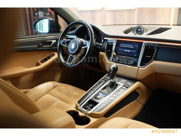 LACİVERT PORSCHE MACAN 2.0 (252 BG) %30 PEŞİNAT KALANI ELDEN