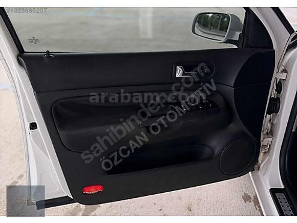 TR'DE TEK BOYASIZ VW GOLF 1.6 16V PACİFİC 184.000 KM 2003 MODEL