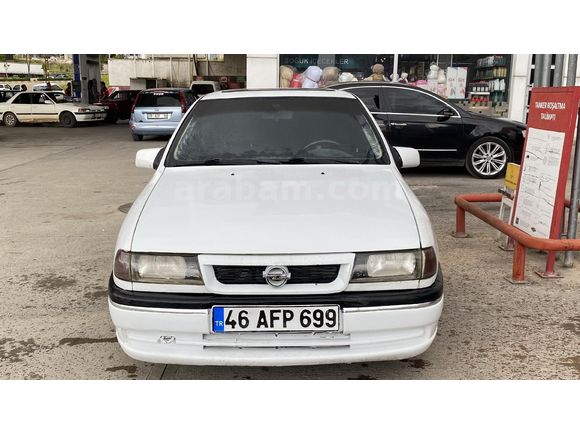 Sahibinden Opel Vectra 1.6 1993 Model  500.000 km Beyaz