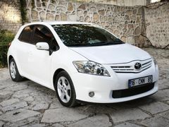 Sahibinden Toyota Auris 1.4 D-4D Comfort Extra 2012 Model