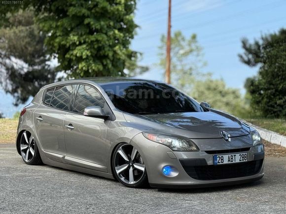 2010 MODEL 128.000 KM' DE BAKIMLI MEGANE 1.4 T İMPRESSOR 130 HP