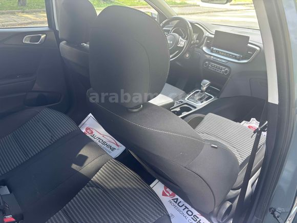 Sahibinden Kia XCeed 1.5 T-GDI Cool Plus 2024 Model 
