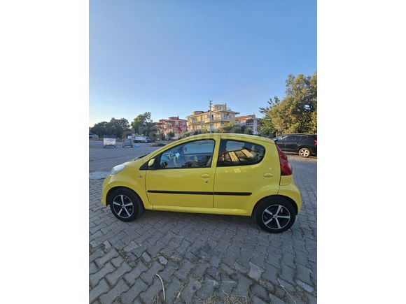 İKONİK SARI TERTEMİZ
