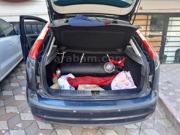 Sahibinden Ford Focus 1.6 Ghia 2006 Model Ankara