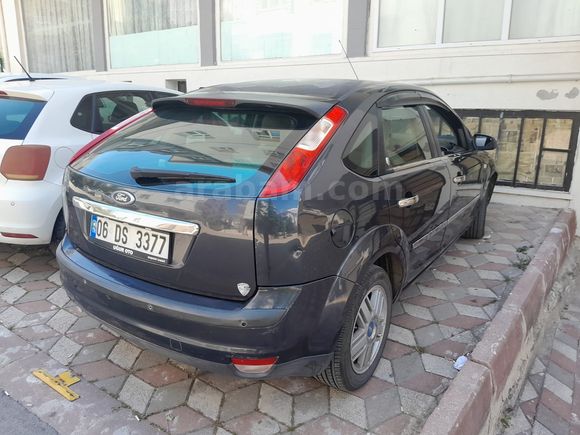 Sahibinden Ford Focus 1.6 Ghia 2006 Model Ankara