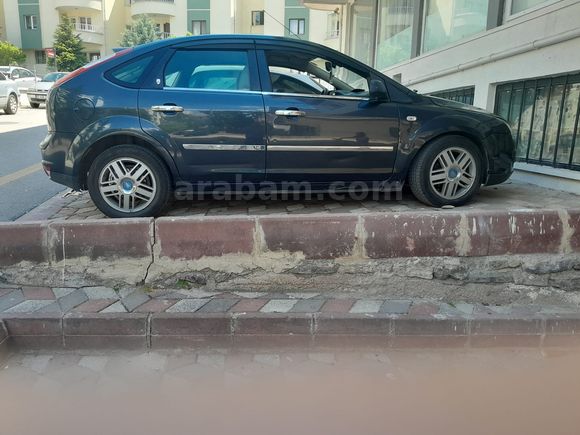 Sahibinden Ford Focus 1.6 Ghia 2006 Model Ankara