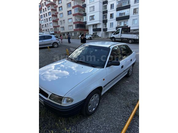Sahibinden Opel Astra 1.4 Classic 2001 Model 