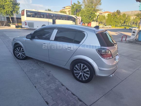 Sahibinden Opel Astra 1.6 Essentia 2013 Model