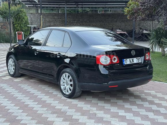 DÜŞÜK KM 1.9 TDİ JETTA
