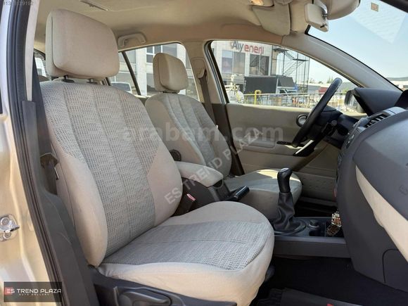 ES TREND PLAZA 2008 Renault Megane 1.6 Privilege 79binKM!