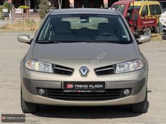 ES TREND PLAZA 2008 Renault Megane 1.6 Privilege 79binKM!