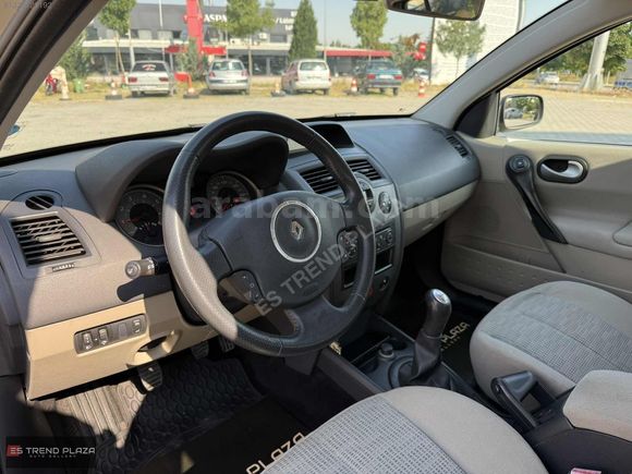 ES TREND PLAZA 2008 Renault Megane 1.6 Privilege 79binKM!