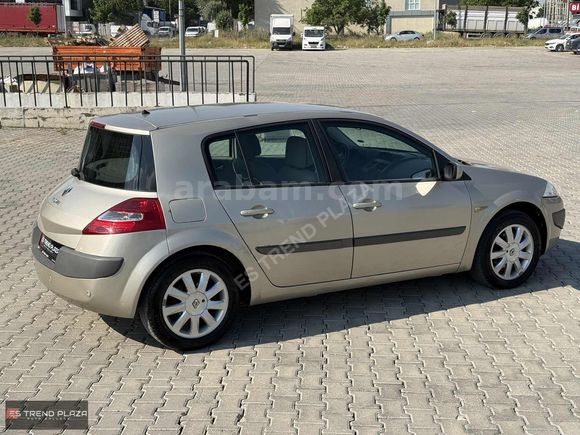 ES TREND PLAZA 2008 Renault Megane 1.6 Privilege 79binKM!