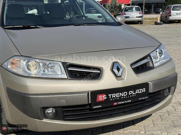 ES TREND PLAZA 2008 Renault Megane 1.6 Privilege 79binKM!