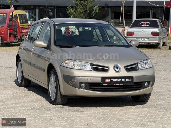 ES TREND PLAZA 2008 Renault Megane 1.6 Privilege 79binKM!