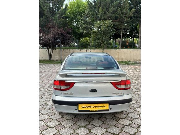2001 MODEL 1.6 16v RXİ FULL PAKET MEGANE