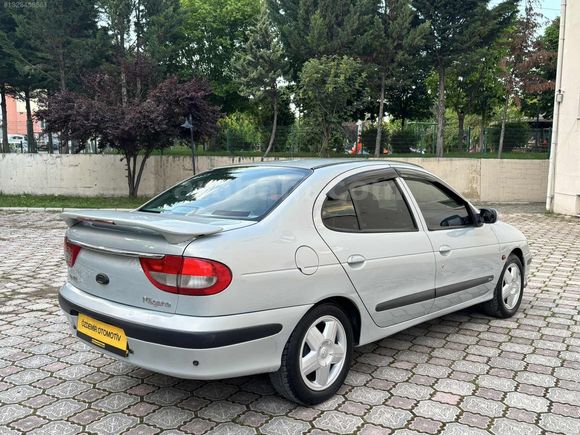 2001 MODEL 1.6 16v RXİ FULL PAKET MEGANE