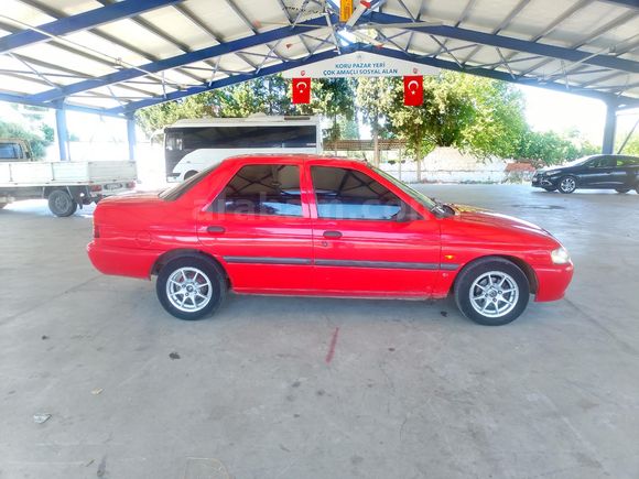 Galeriden Ford Escort 1.6 CLX 1998 Model Muğla