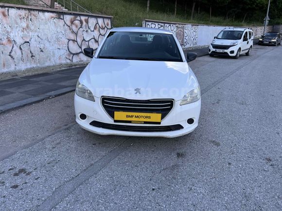 BMF MOTOR-S DAN 85BİN KM TEMİZ 1.2 BENZİNLİ 301