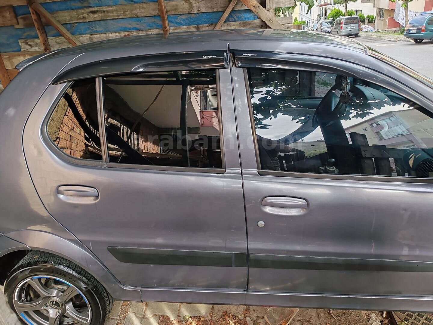 Sahibinden Tata Indica 1.4 TDI Comfort 2008 Model İstanbul 195.000 km Füme 2