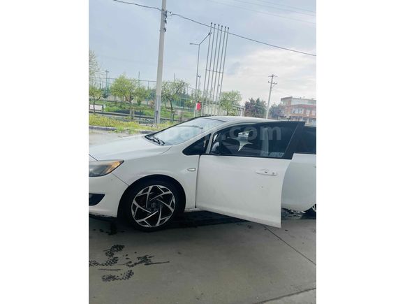 Sahibinden Opel Astra otomatik 1.6 Edition 2013 Model  