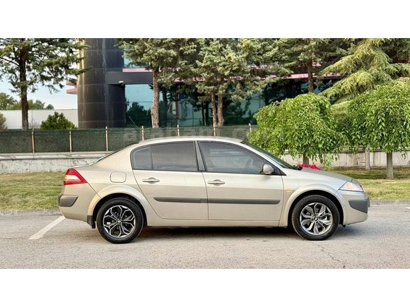 Osman Özbek Otomotiv 2007 Model Megane Hatasız Ayarında