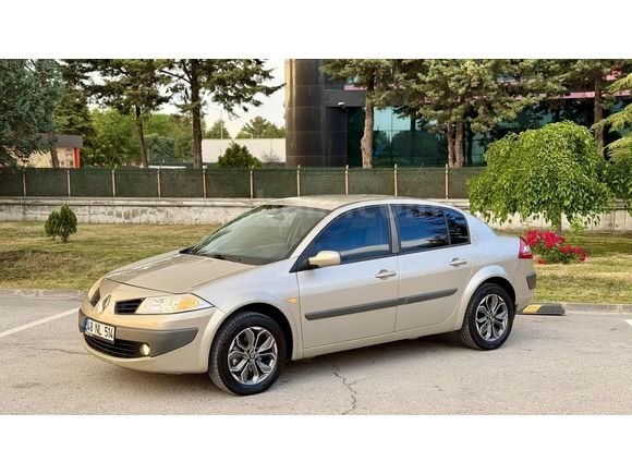 Osman Özbek Otomotiv 2007 Model Megane Hatasız Ayarında