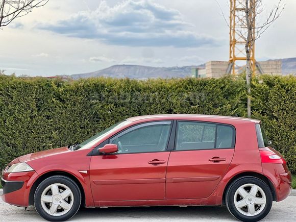 ORJ. 162.000 KM DE MEGANE 1.5 DCİ EXTREME