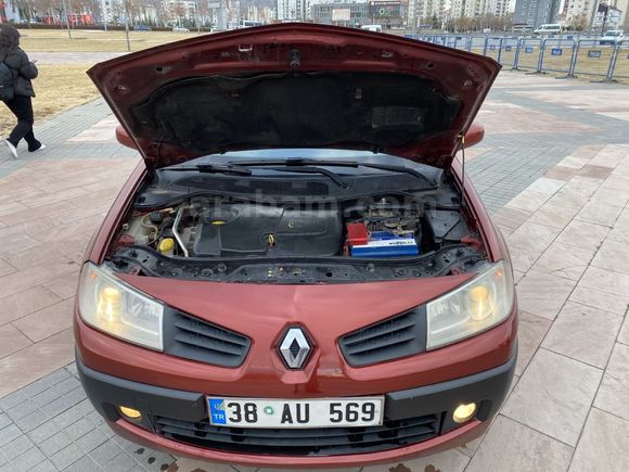 ORJ. 162.000 KM DE MEGANE 1.5 DCİ EXTREME