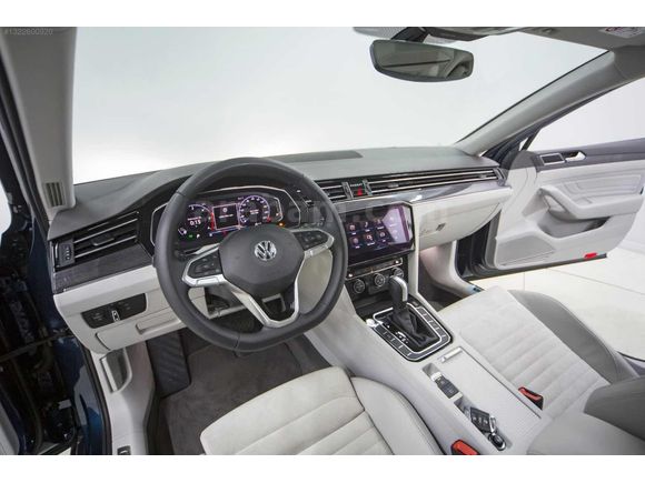 BAYAR'DAN 2020 17.KM VOLKSWAGEN PASSAT ELEGANCE CAM TAVAN+ISITMA