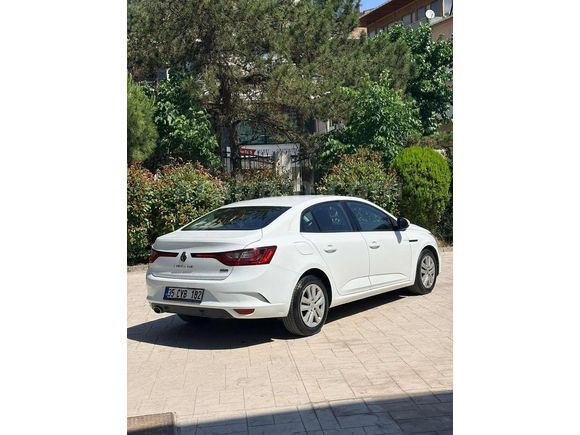 2017 MEGANE 1.5 DİZEL HATASIZ MANUEL