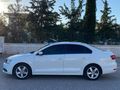 TEMİZ JETTA İÇİ BEJ
