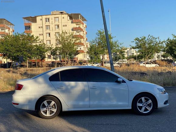 TEMİZ JETTA İÇİ BEJ