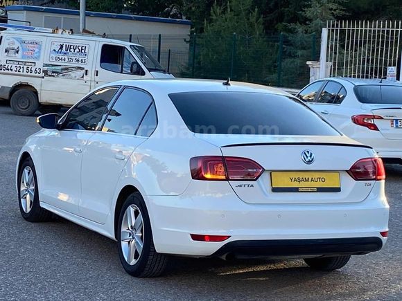 TEMİZ JETTA İÇİ BEJ