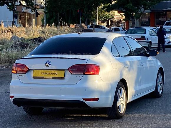 TEMİZ JETTA İÇİ BEJ