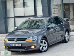 2014 VW JETTA OTOMATİK 168.000 KM/BOYASIZ/HİGHLİNE/ GERİ GÖRÜŞ