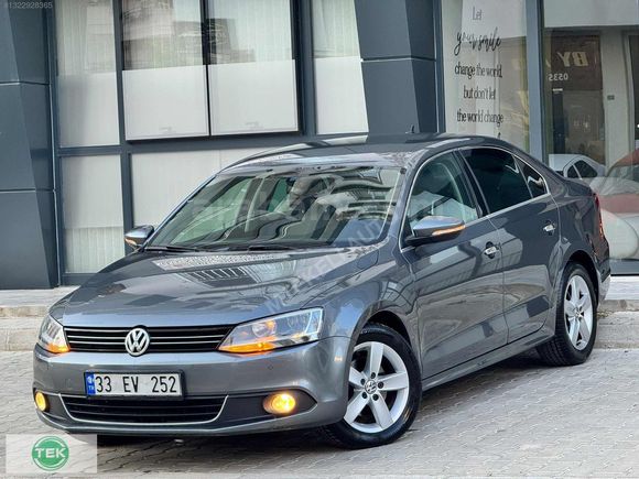 2014 VW JETTA OTOMATİK 168.000 KM/BOYASIZ/HİGHLİNE/ GERİ GÖRÜŞ