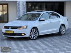 BOYASIZ 2013 VW JETTA 1.6 TDI HIGHLINE DSG / SUNROOF