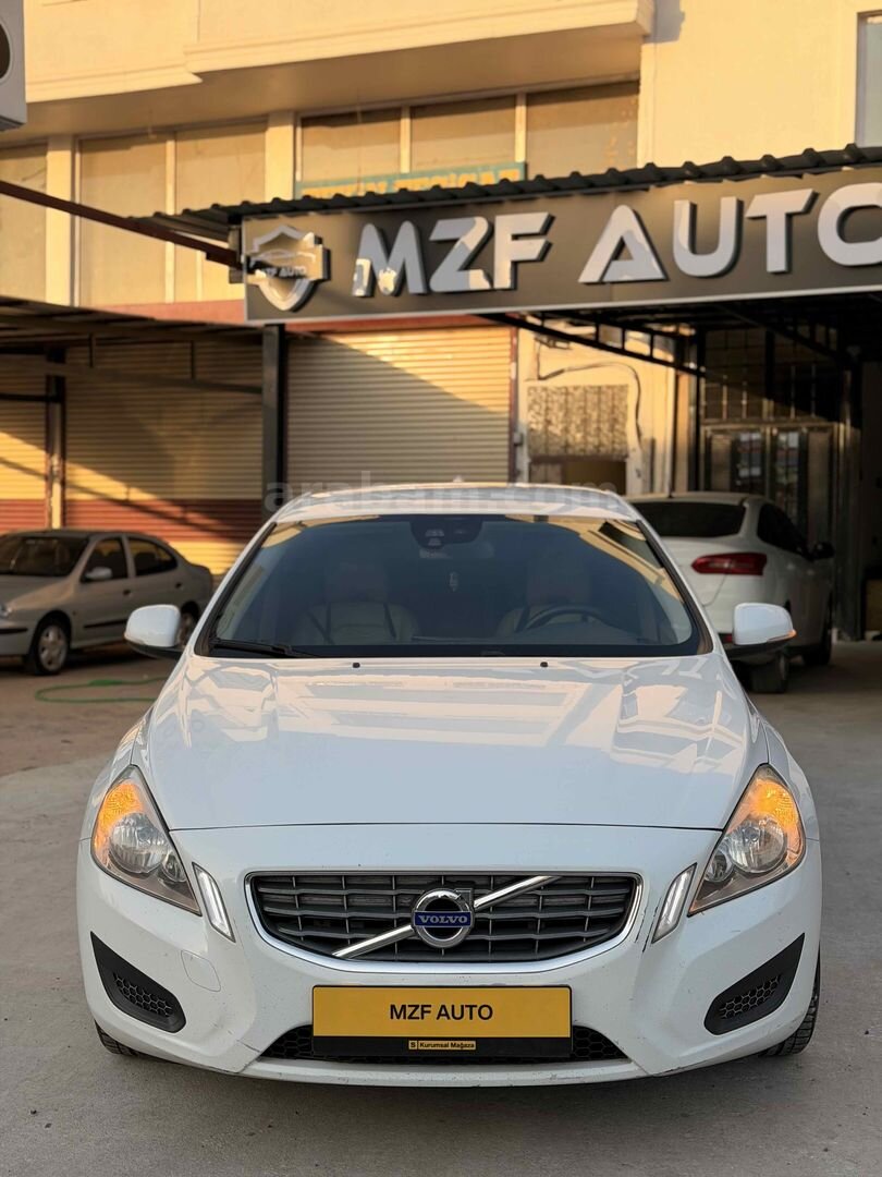 Galeriden Volvo S60 1.6 D Premium 2012 Model Şanlıurfa 240.000 km Beyaz 3