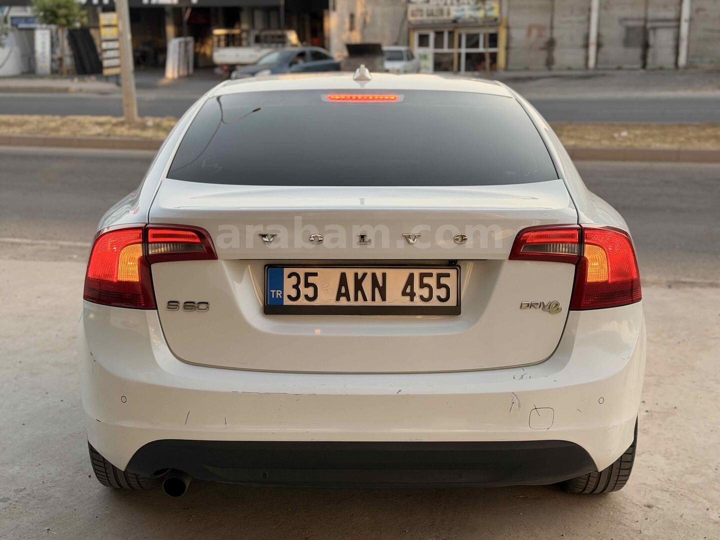Galeriden Volvo S60 1.6 D Premium 2012 Model Şanlıurfa 240.000 km Beyaz 5
