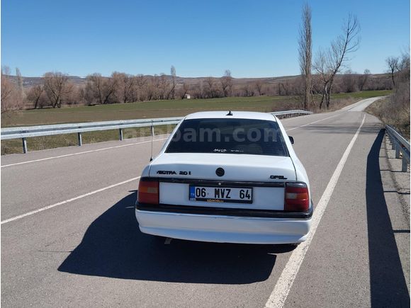 Sahibinden Opel Vectra 2.0 GLS 1993 Model