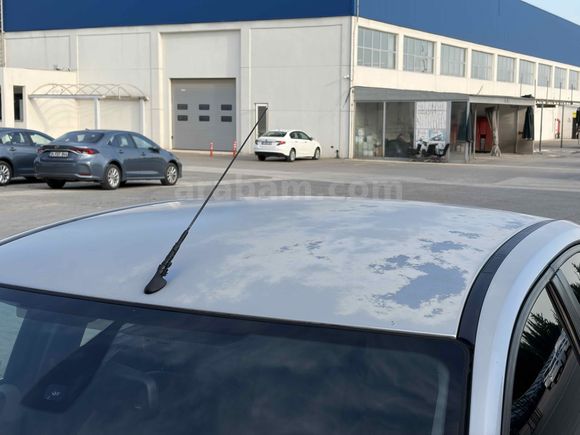 Sahibinden Ford Focus 1.6 Ghia 2005 Model 