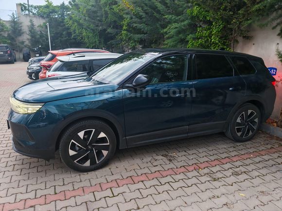 OPEL GRANLAND 1.2 T HYBRID GS ULTIMATE PAKET EN DOLUSU 2025 MODEL SPEKTRUM MAVİ 