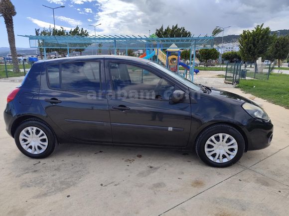 Sahibinden Renault Clio 1.2 Authentique 2010 Model  160.000 km Siyah