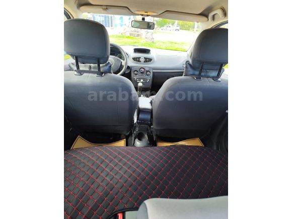 Sahibinden Renault Clio 1.2 Authentique 2010 Model  160.000 km Siyah