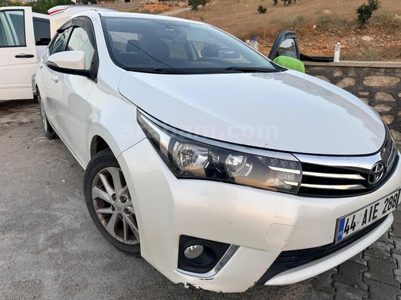 Sahibinden Toyota Corolla 1.4 D-4D Advance 2013 Model