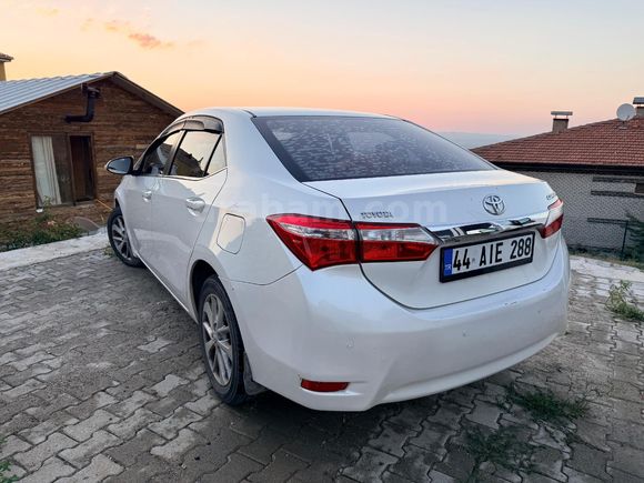 Sahibinden Toyota Corolla 1.4 D-4D Advance 2013 Model