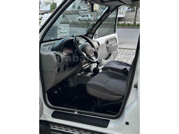 Galeriden Renault Kangoo 1.9 D 2003 Model Bitlis